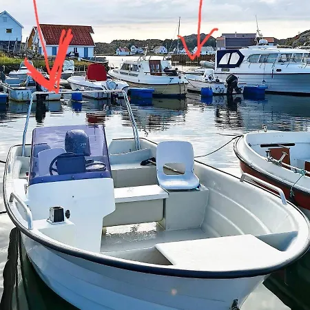 8 Person In Skudeneshavn-by Traum *