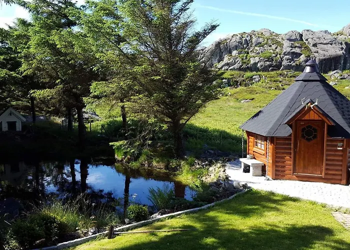 8 Person In Skudeneshavn-by Traum * Skudeneshavn